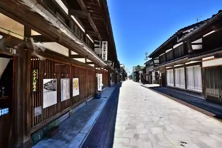 富山県内でのワンショットです。