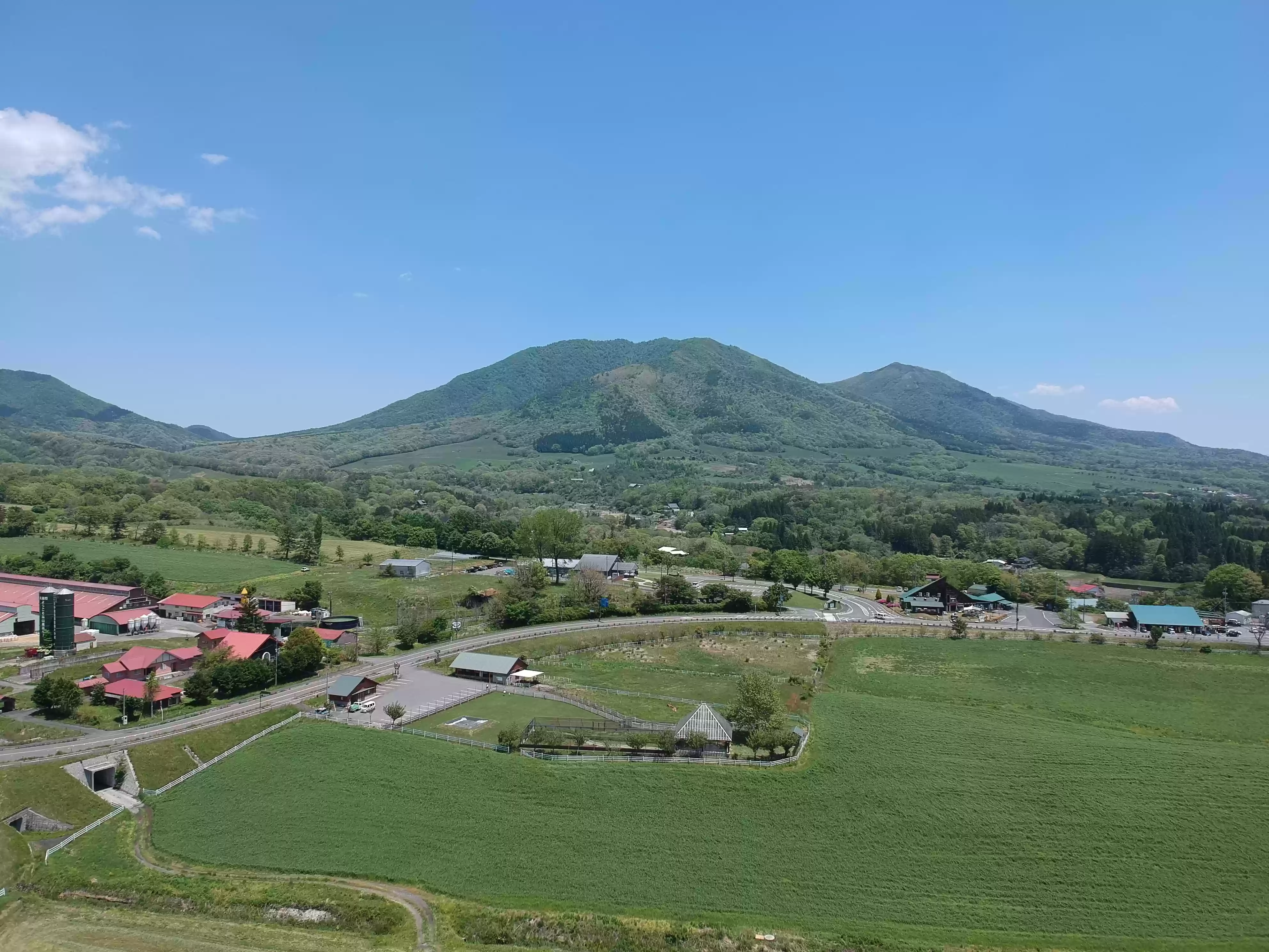 市内北部の蒜山高原は、県内有数の観光地です。