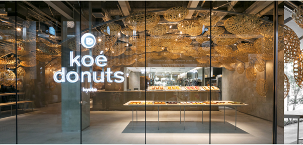 koe donuts 店内+ドーナツ
